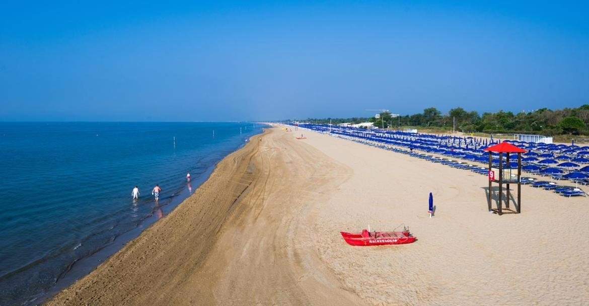 Appartamenti Solarium Bibione Eksteriør billede
